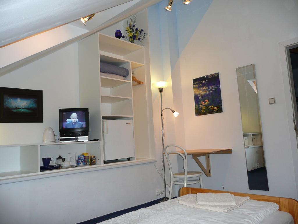 A. V. Apart-hotel Praga